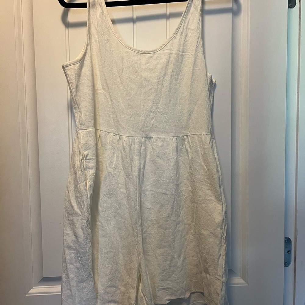 Cream XL Romper WITH POCKETS!!!!